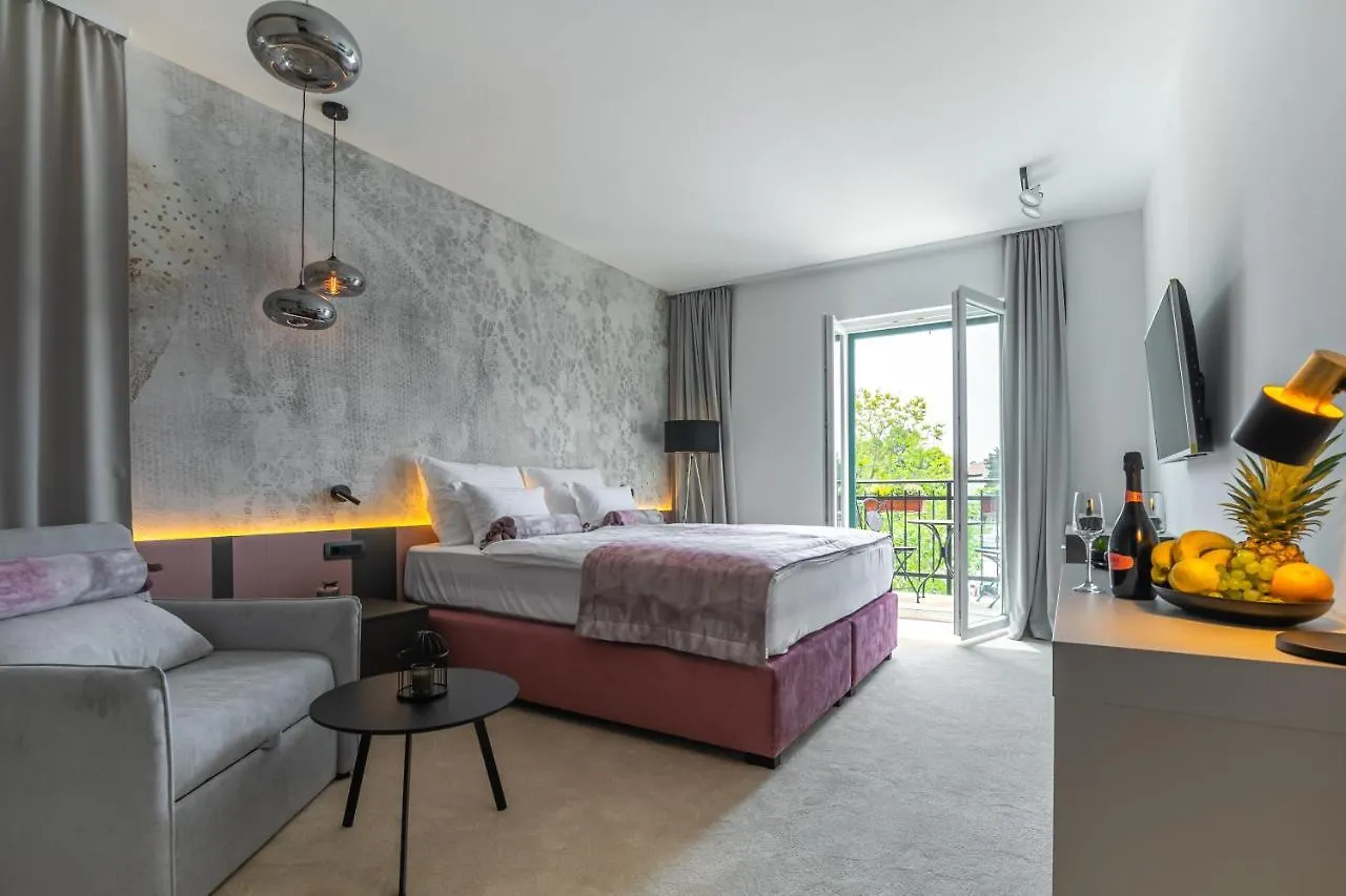 Luxury Rooms Il Ponte טרוגיר 0*,