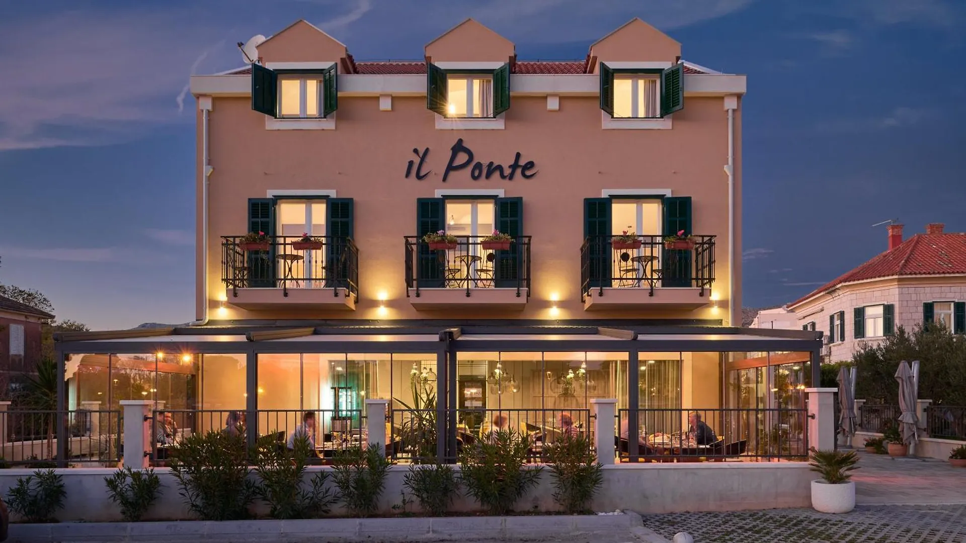 Luxury Rooms Il Ponte טרוגיר